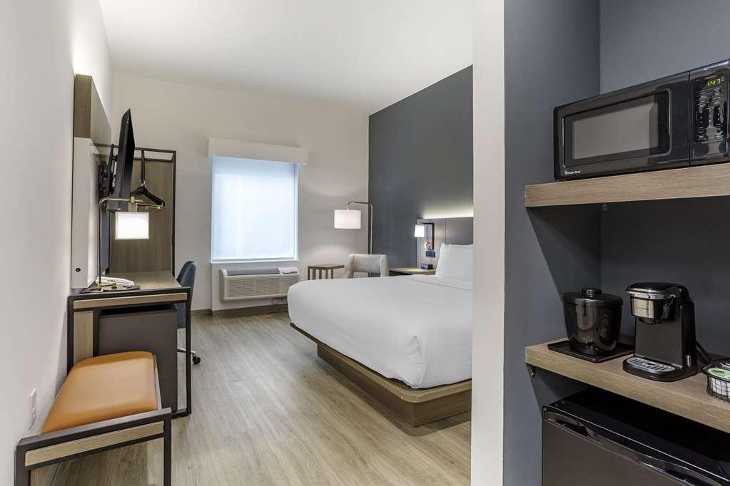 Comfort Inn & Suites Newark Liberty International Airport Habitación foto