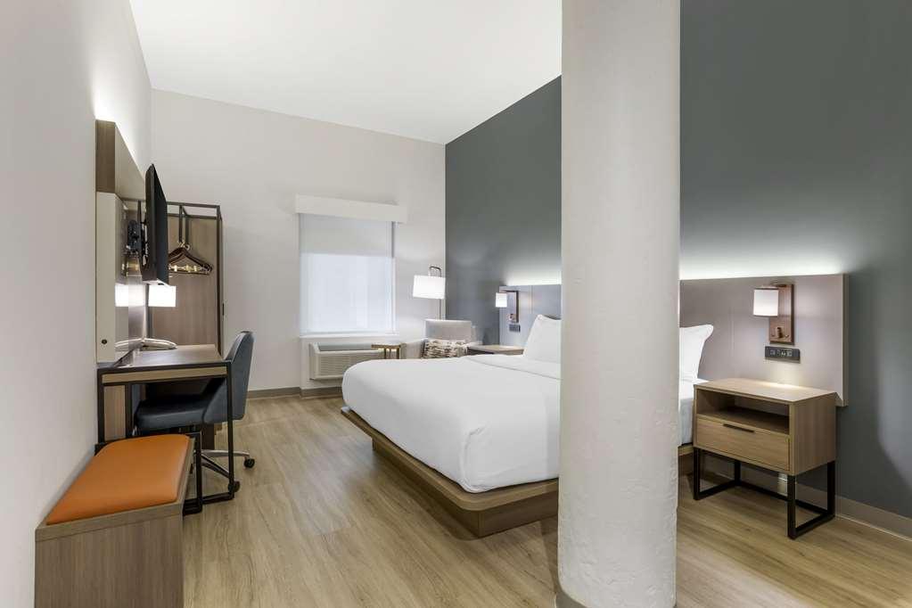 Comfort Inn & Suites Newark Liberty International Airport Habitación foto